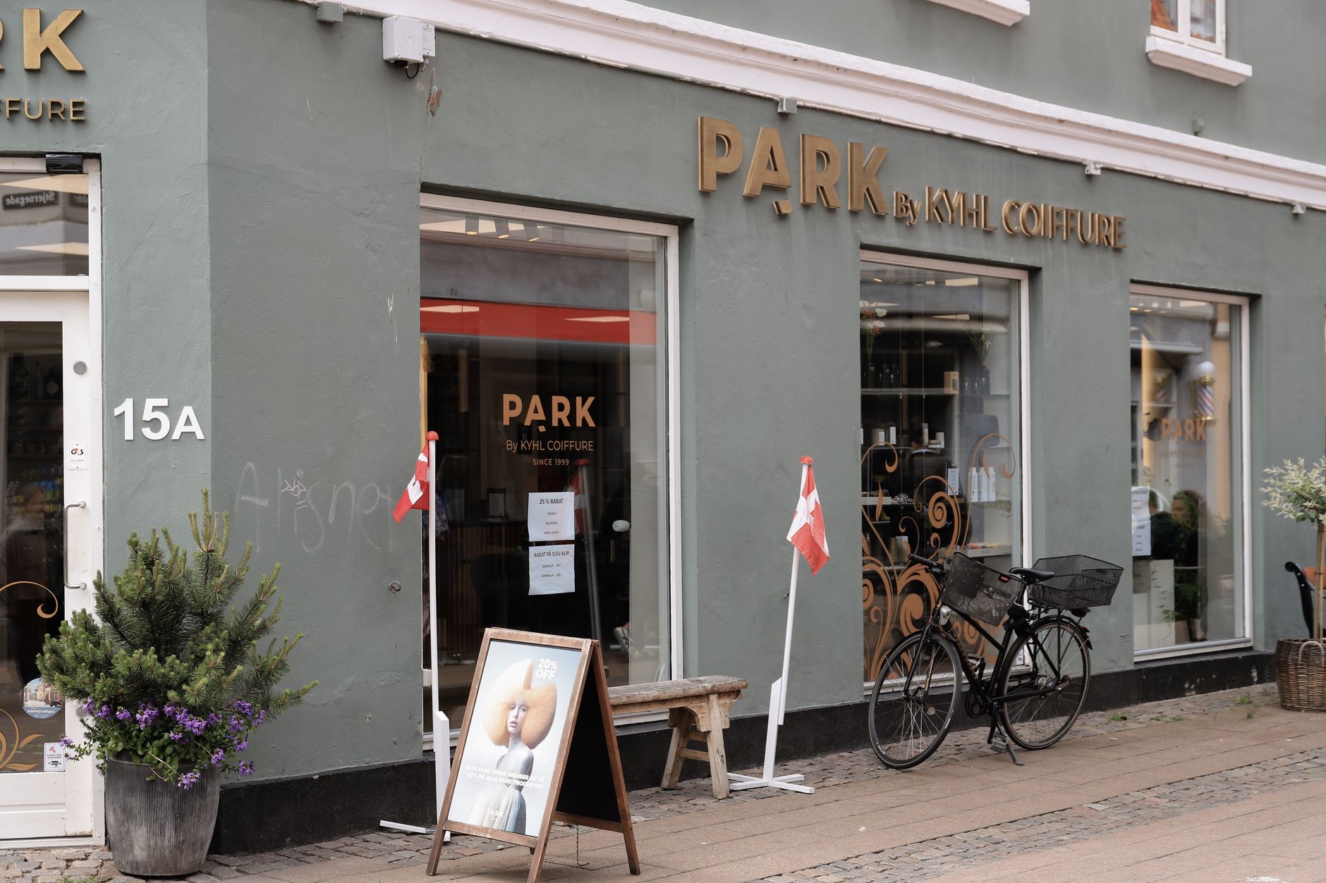 Salon Lepotni Kot, Slovenska cesta 24, Ljubljana